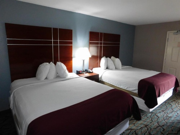 Days Inn by Wyndham Des Moines-West Clive image 21